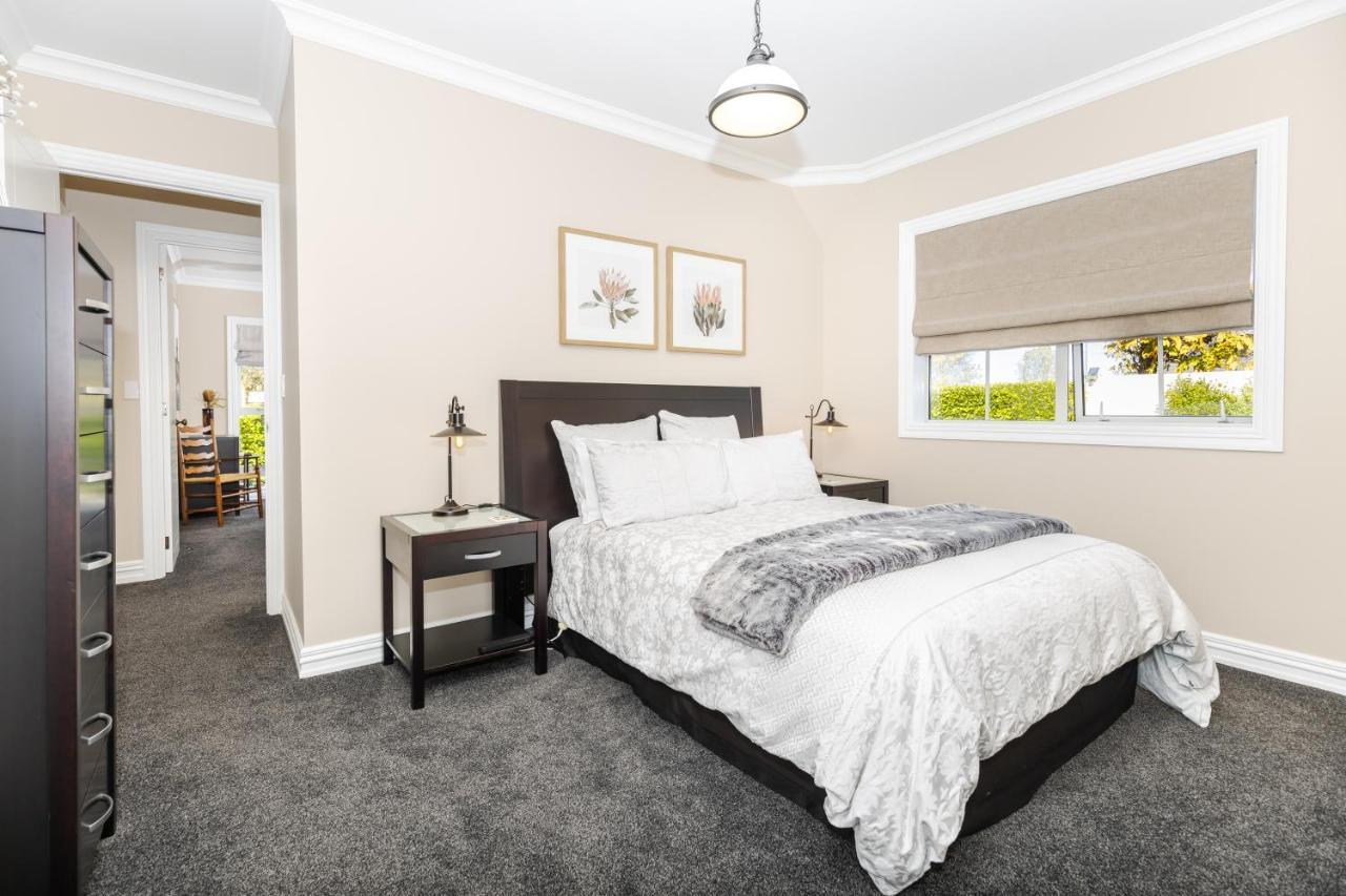 Sweet Magnolia 1 Or 2 Bedroom Suite St Kilda Cambridge With Complimentary Continental Breakfast Екстериор снимка
